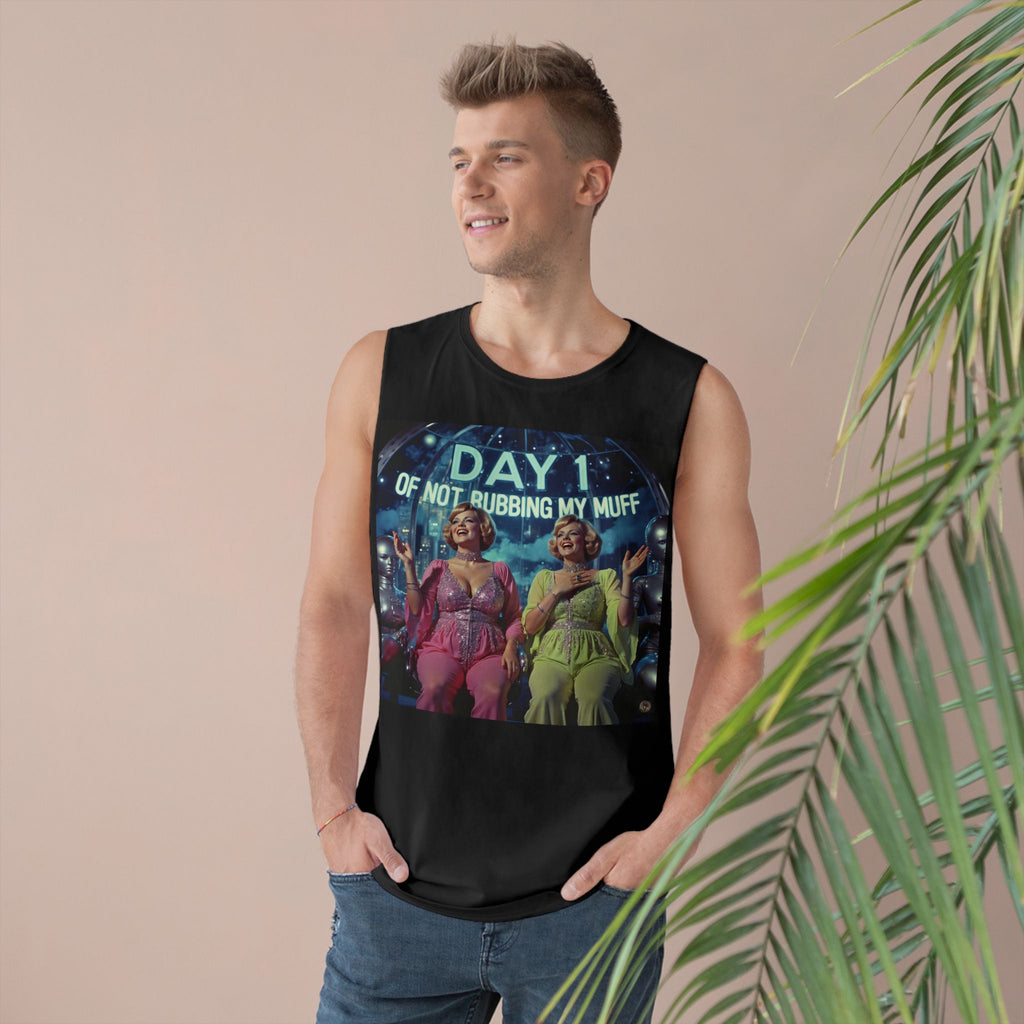 Muscle Tank | Day 1 of Not Rubbing My Muff