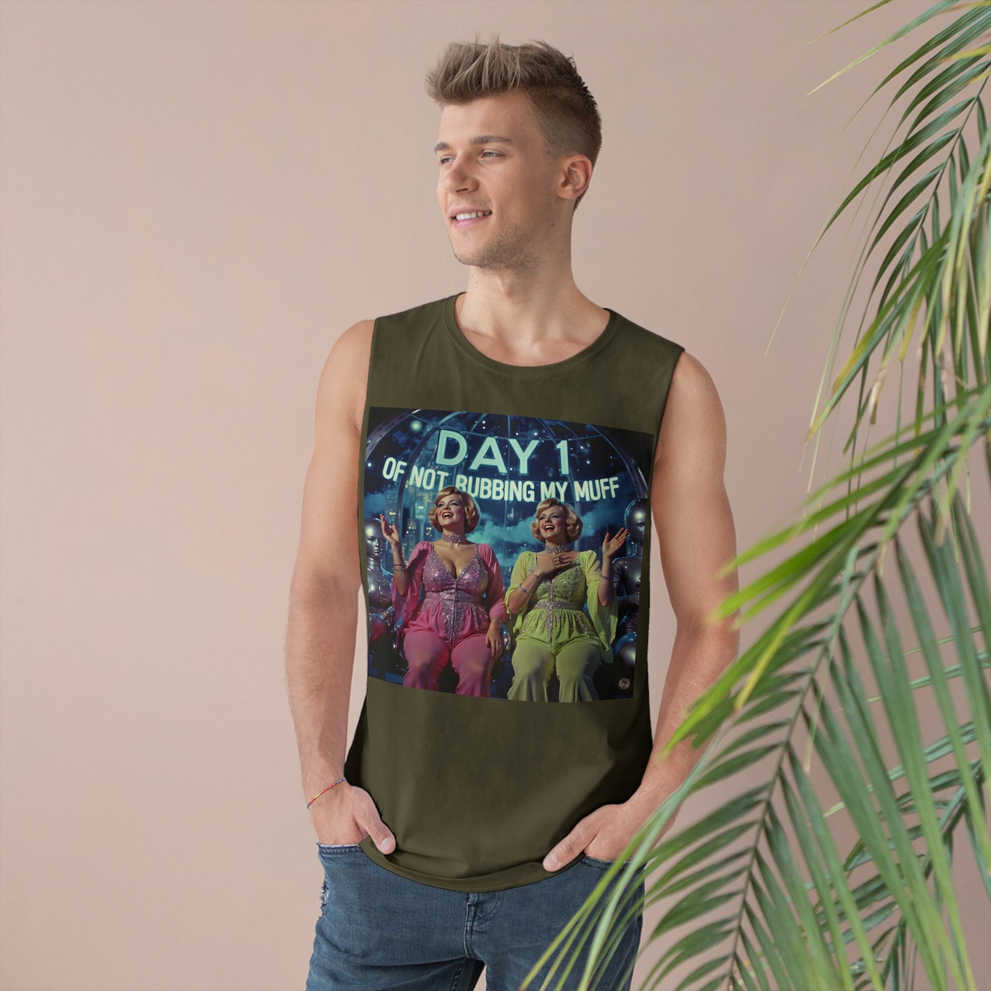Muscle Tank | Day 1 of Not Rubbing My Muff